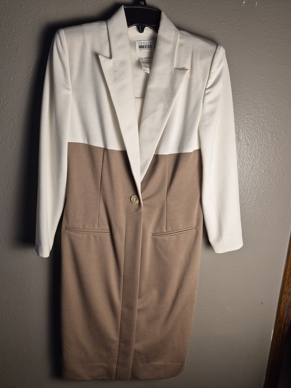 Leslie Fay Two-Tone White and Brown Colorblock Blazer Dress